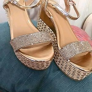 Sparkling rose gold dressy sandals with heel